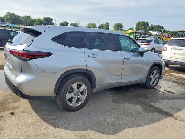 2024 TOYOTA HIGHLANDER
