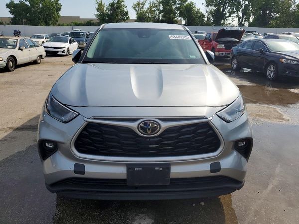 2024 TOYOTA HIGHLANDER