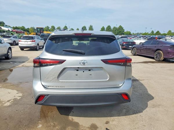 2024 TOYOTA HIGHLANDER