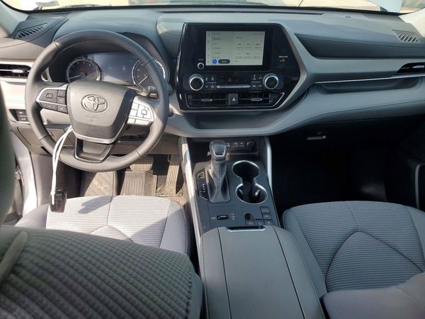 2024 TOYOTA HIGHLANDER