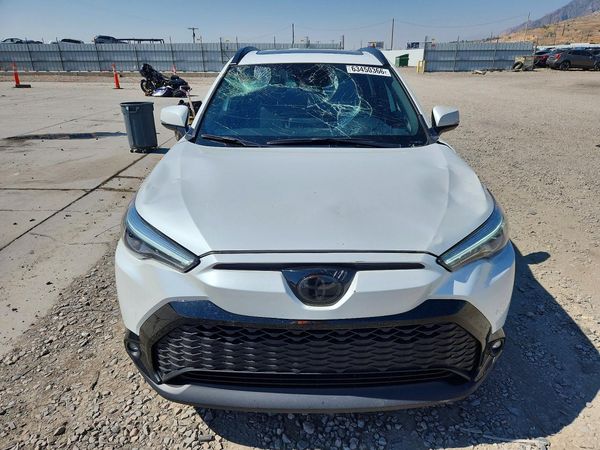 2024 TOYOTA COROLLA