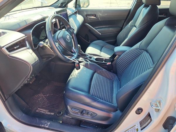 2024 TOYOTA COROLLA