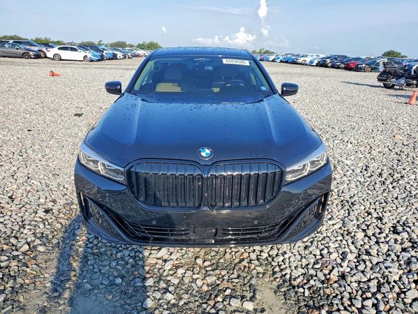 2021 BMW 750 xDrive