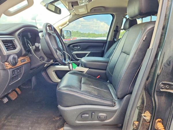 2019 NISSAN TITAN