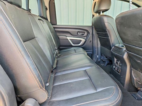 2019 NISSAN TITAN