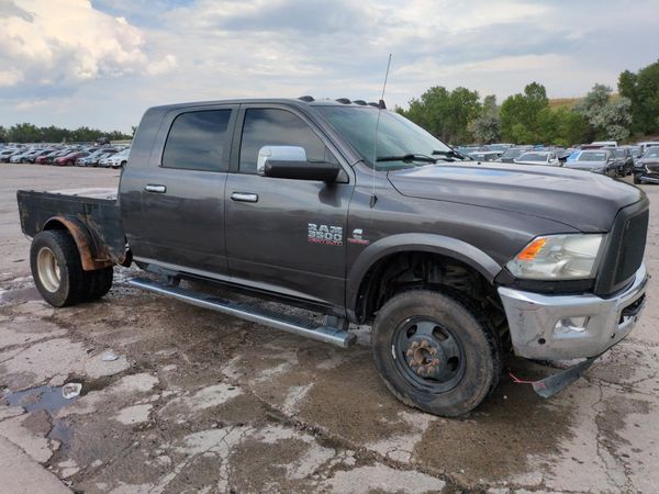 2017 RAM 3500 LARAMIE MEGA CAB 4X4