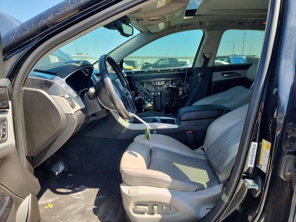 2013 CADILLAC SRX Luxury