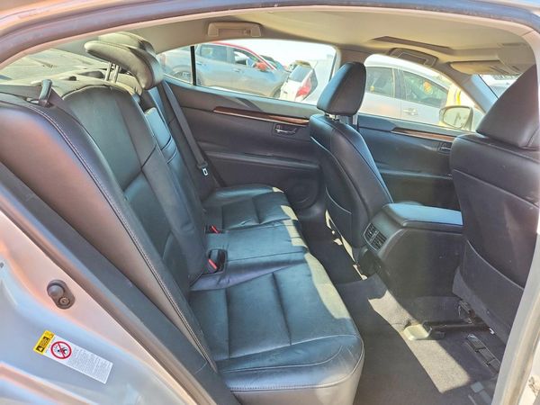 2013 LEXUS ES 350