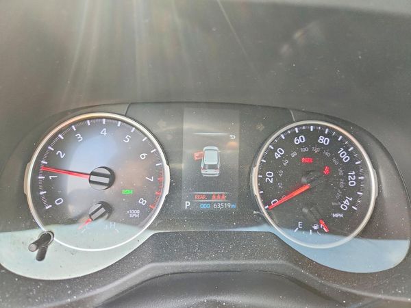 2022 TOYOTA RAV4 LE