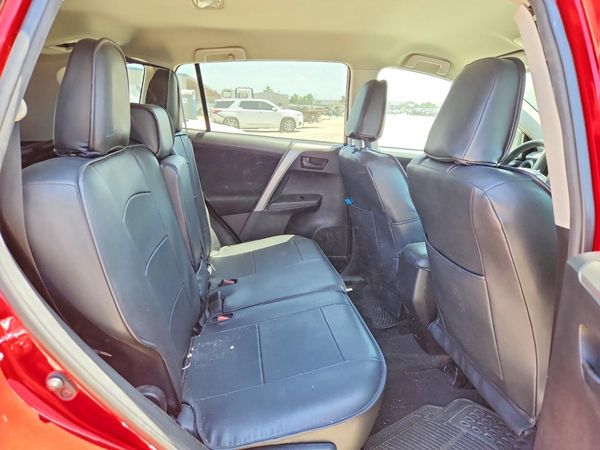 2017 TOYOTA RAV4 LE