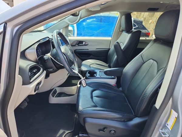2020 CHRYSLER PACIFICA Touring L Plus