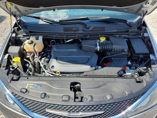 2020 CHRYSLER PACIFICA Touring L Plus