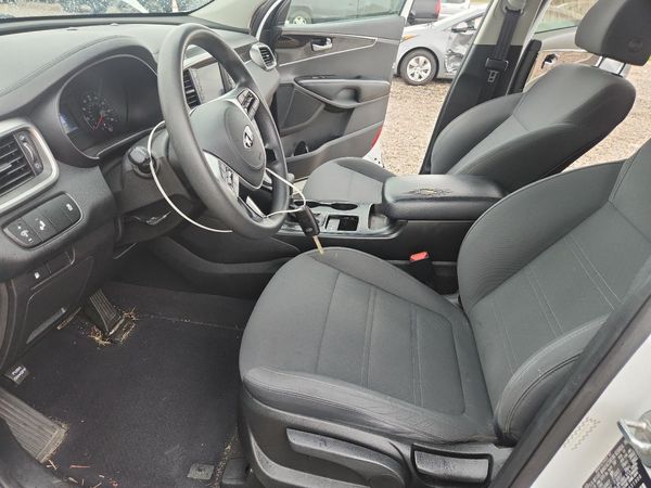 2020 KIA SORENTO L, LX, S