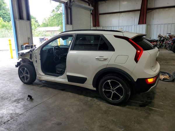 2024 KIA NIRO