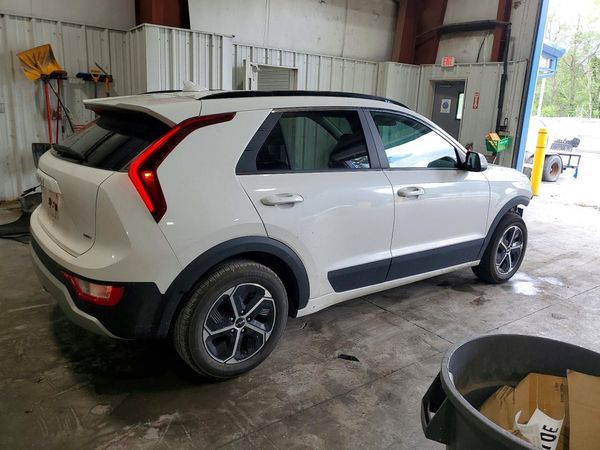 2024 KIA NIRO