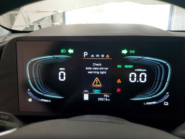 2024 KIA NIRO