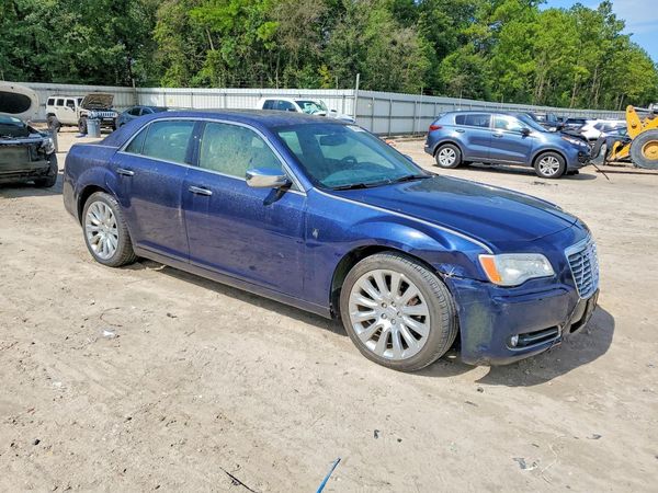 2013 CHRYSLER 300