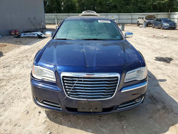 2013 CHRYSLER 300