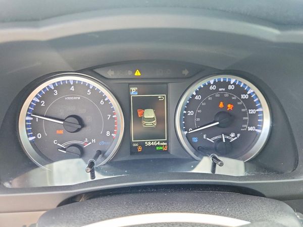 2019 TOYOTA HIGHLANDER LE/LE Plus