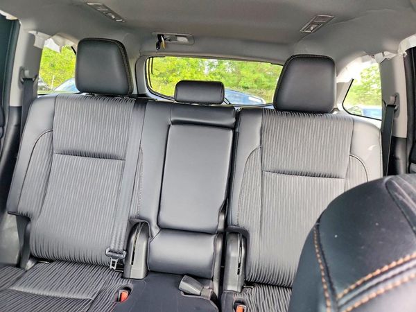 2019 TOYOTA HIGHLANDER LE/LE Plus