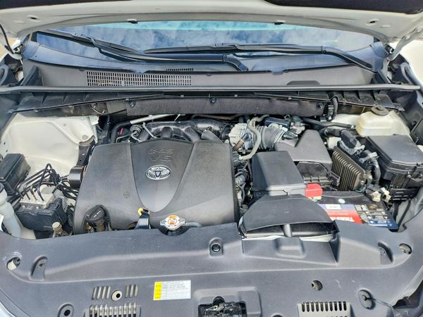 2019 TOYOTA HIGHLANDER LE/LE Plus