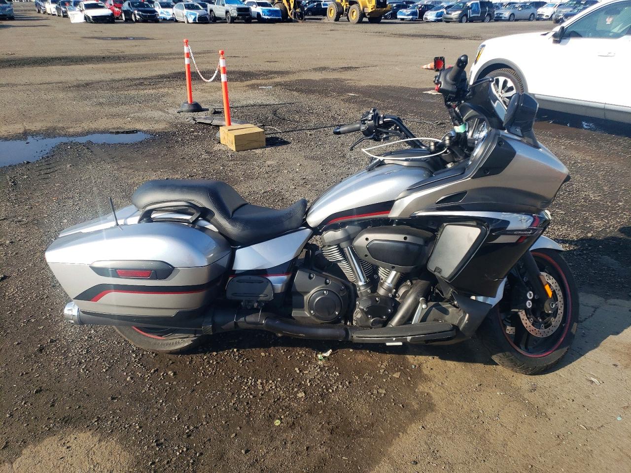 2018 YAMAHA XV1900