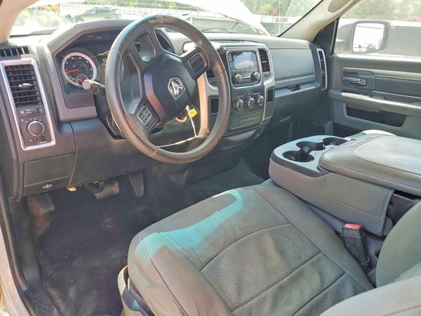 2013 RAM 1500 SLT