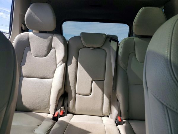 2020 VOLVO XC90