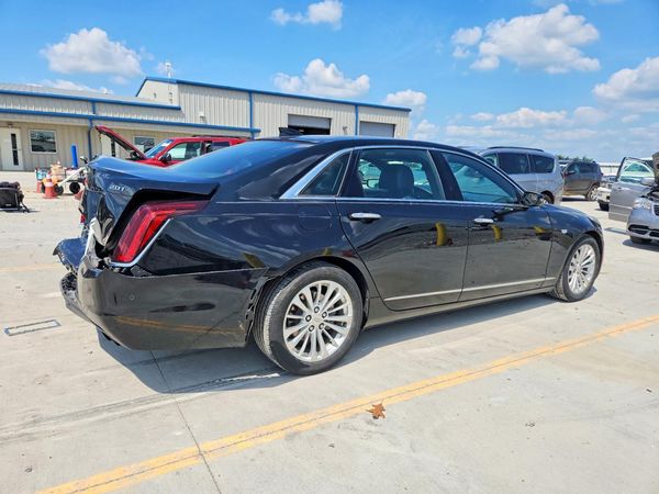 2018 CADILLAC CT6 Luxury