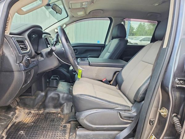 2018 NISSAN TITAN — DENT