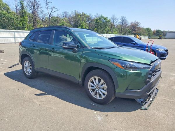 2026 TOYOTA COROLLA CROSS