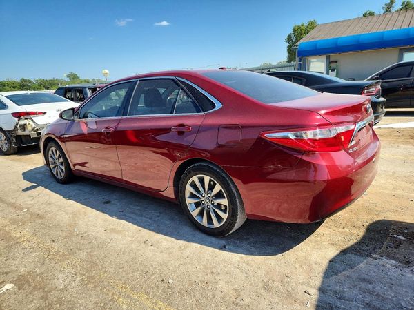 2017 TOYOTA CAMRY