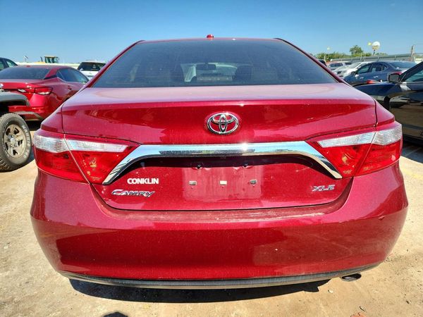 2017 TOYOTA CAMRY