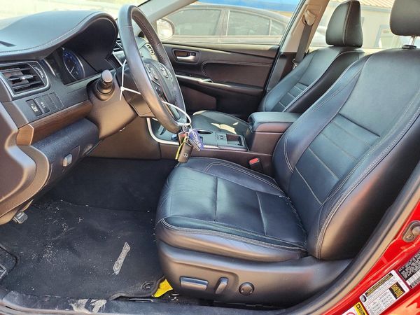 2017 TOYOTA CAMRY