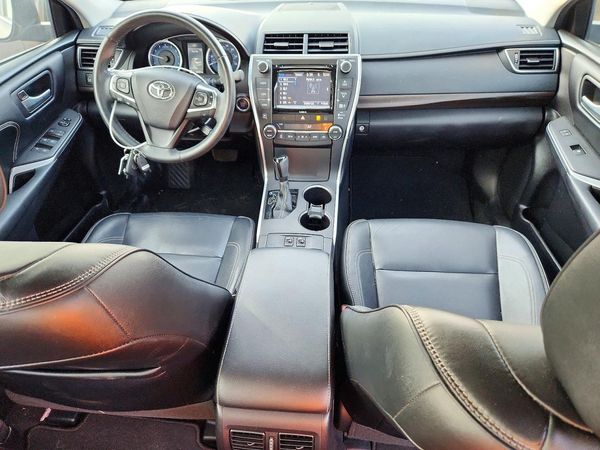 2017 TOYOTA CAMRY