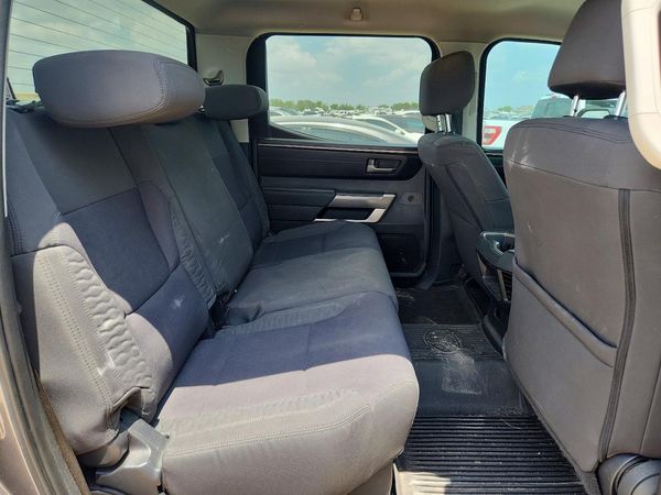 2022 TOYOTA TUNDRA SR5