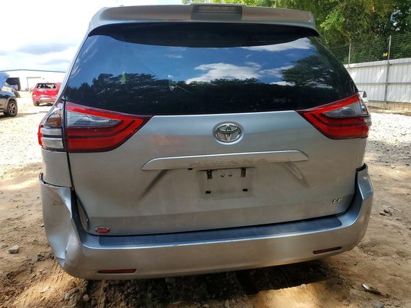 2020 TOYOTA SIENNA E grade