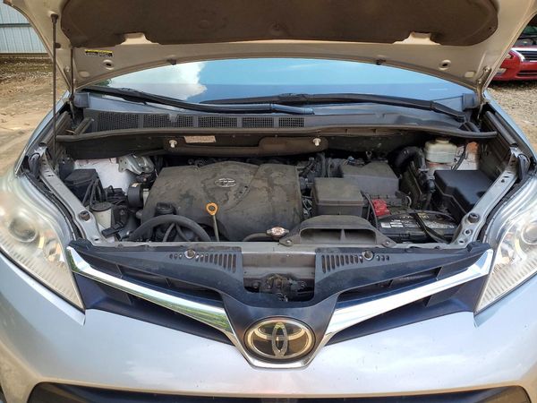 2020 TOYOTA SIENNA E grade