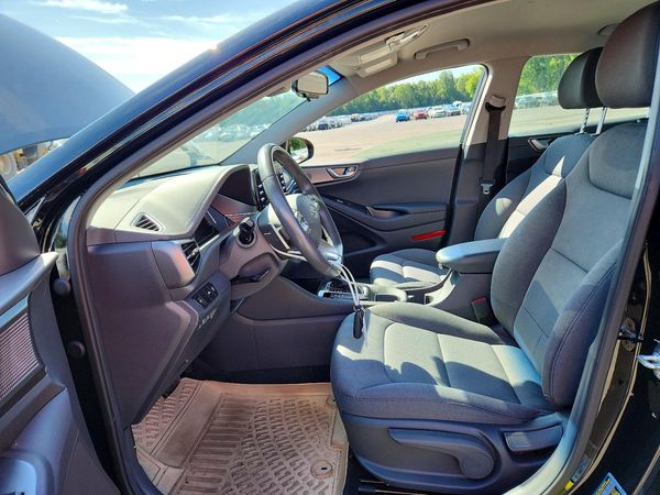 2022 HYUNDAI IONIQ