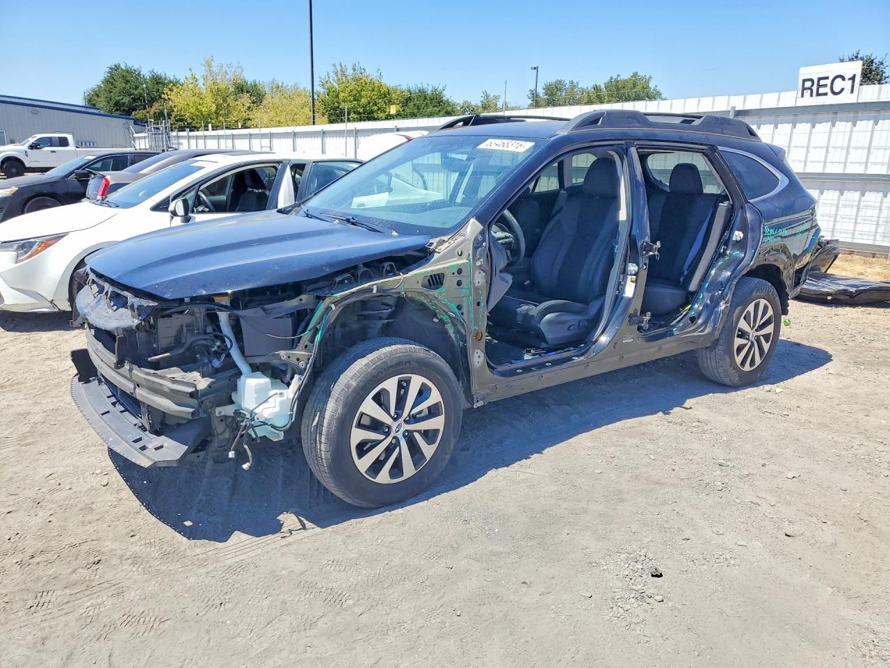 2023 SUBARU OUTBACK Premium