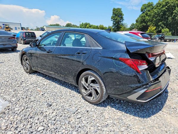 2025 HYUNDAI ELANTRA