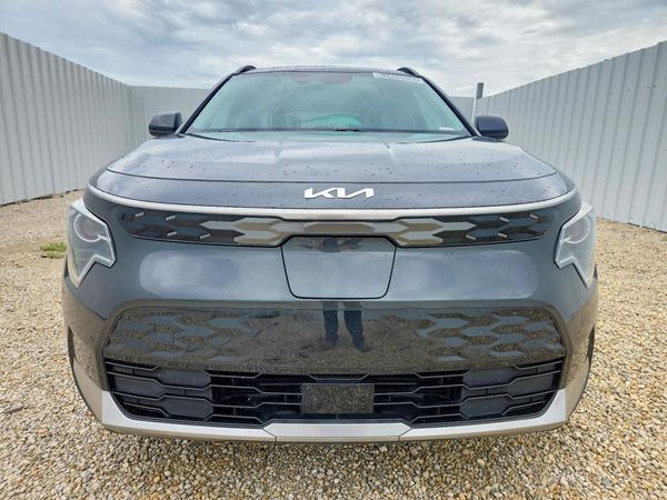 2024 KIA NIRO Wind