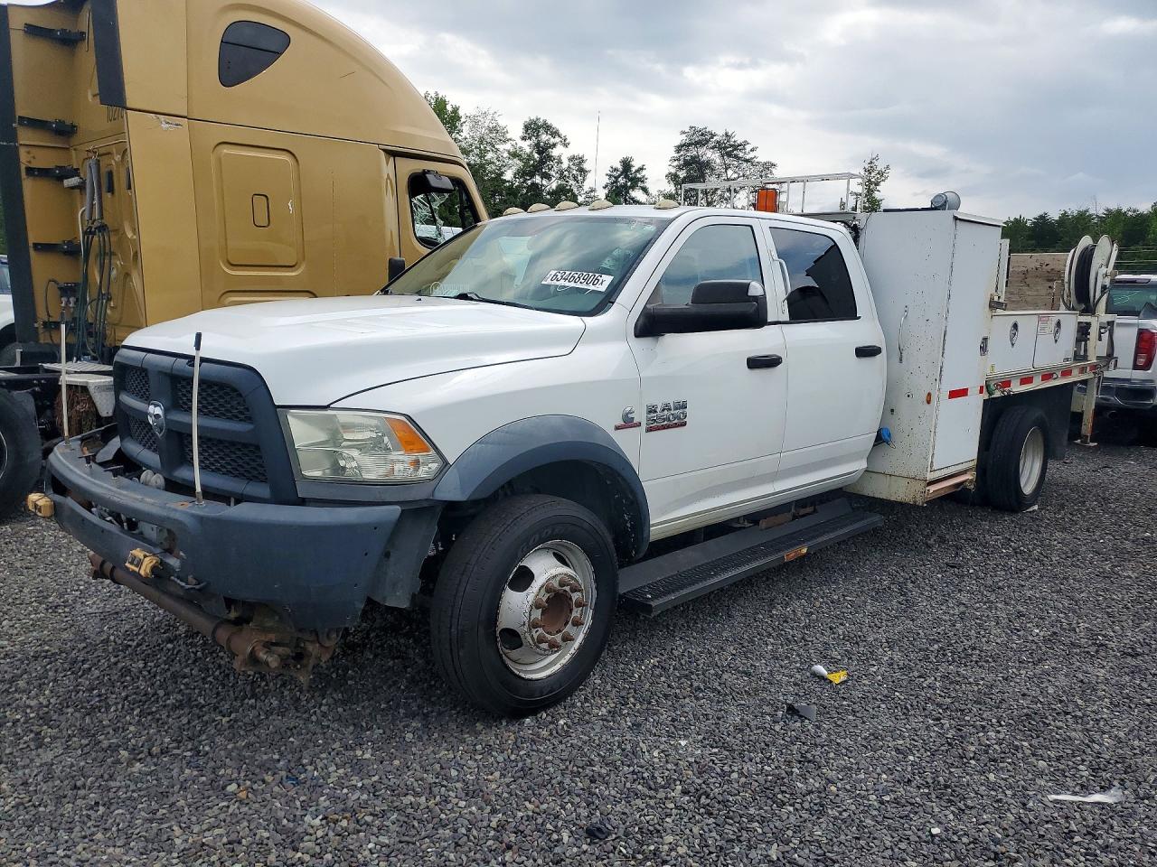 2014 RAM 5500 CREW CAB CHASSIS