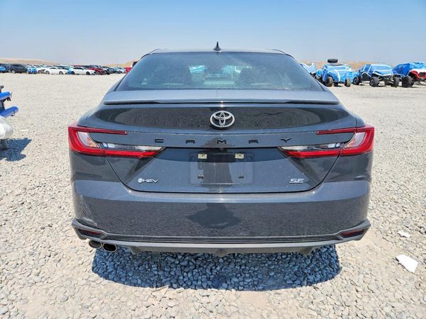 2025 TOYOTA CAMRY