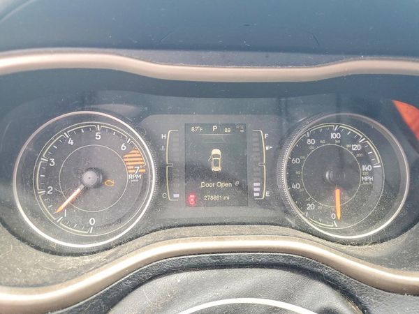2016 JEEP CHEROKEE LATITUDE FWD