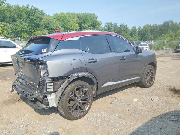 2025 NISSAN KICKS SR