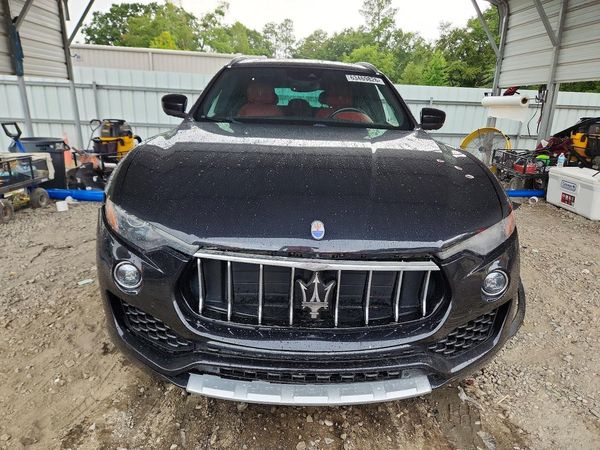 2017 MASERATI LEVANTE