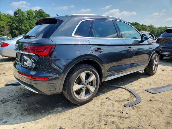 2023 AUDI Q5 quattro Premium Plus