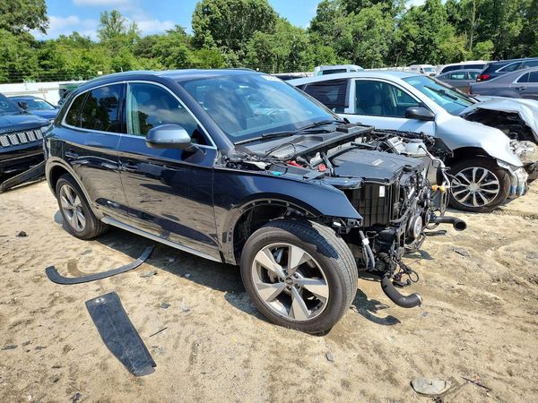 2023 AUDI Q5 quattro Premium Plus