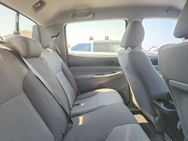 2015 TOYOTA TACOMA Delux Grade